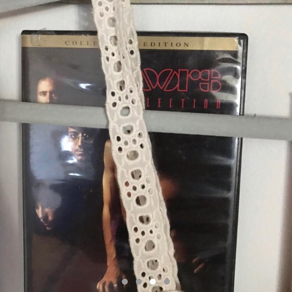 Cute white crop top - Picture 4 of 4